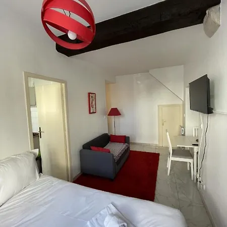 Appartamento Studio 50 M From The Beach - Very Quiet Street